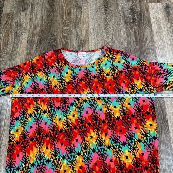 Lularoe Blouse SzXS Irma Aztec Geometic red yellow teal Boho Retro Festival - Picture 3 of 4